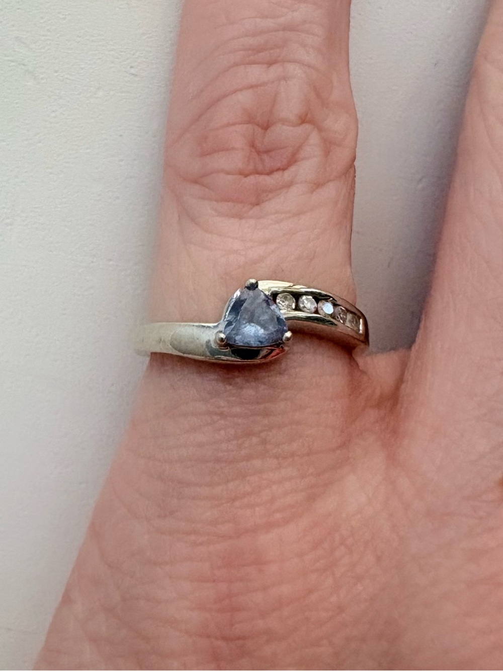 Sterling Silver Amethyst Ring w/ Diamond Accents | Size 4.5